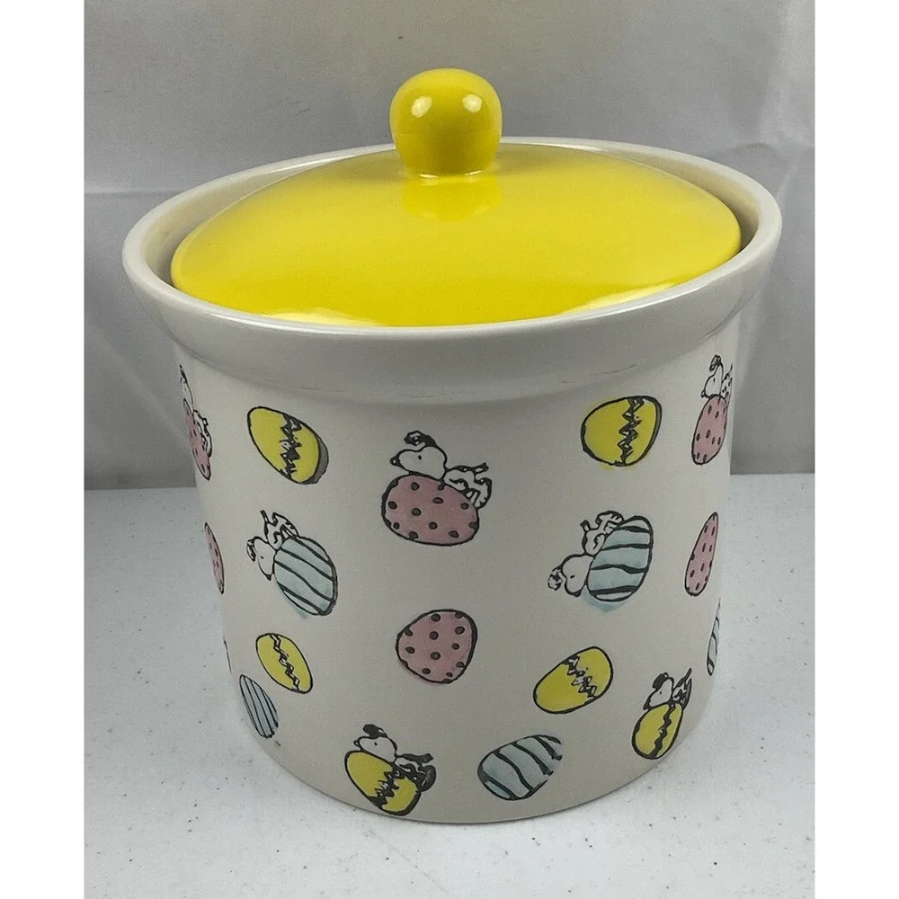 Peanuts Snoopy Easter Spring Cookie Jar Canister With Yellow Lid